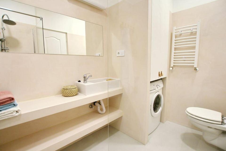 Pau Stylish Studios In The Heart Of Budapeşte Dış mekan fotoğraf