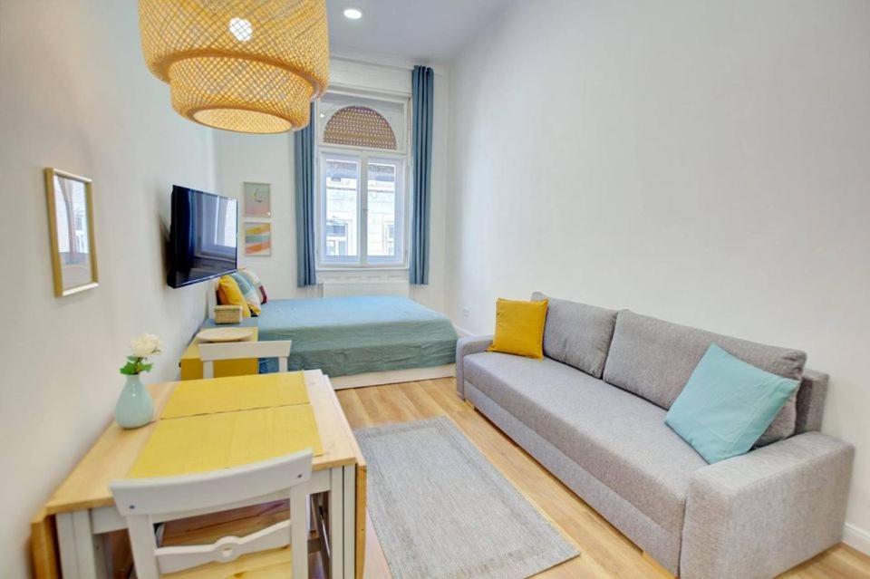 Pau Stylish Studios In The Heart Of Budapeşte Dış mekan fotoğraf
